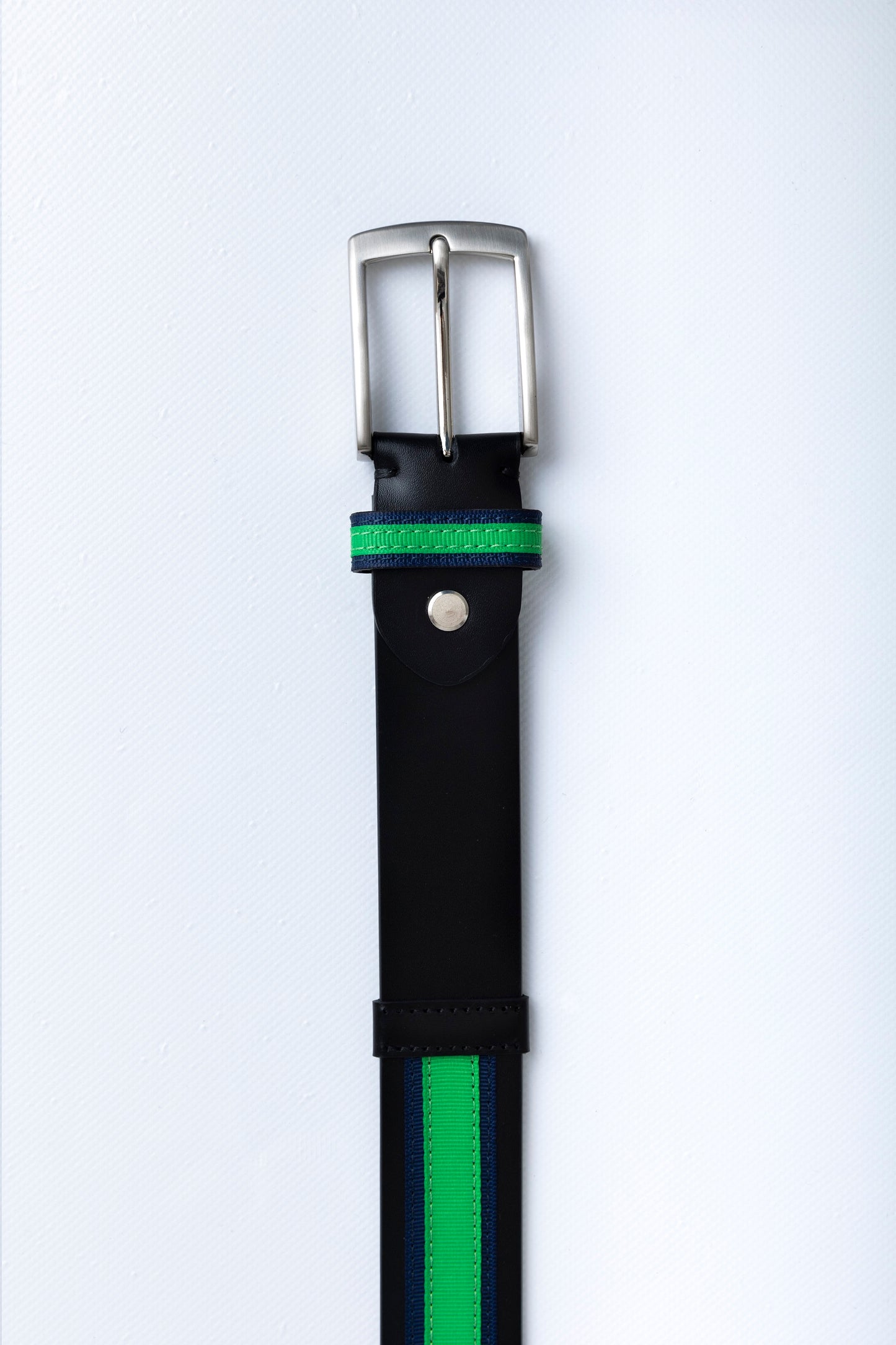 Classic Green on Navy Blue, svart läderbälte